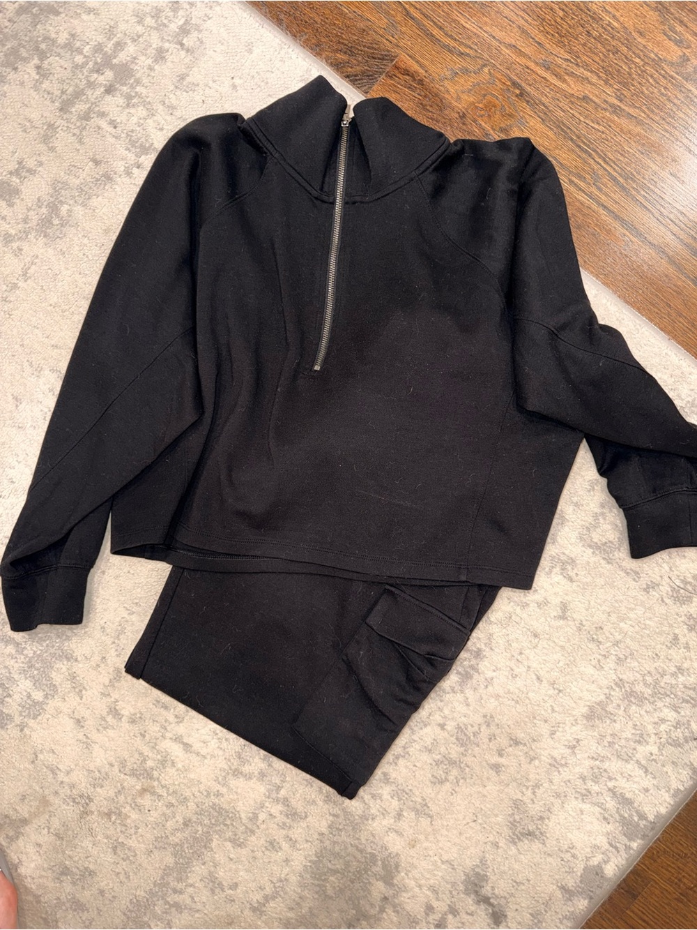 Express Quarter Zip Black Top with Black Luxe Sweatpants Sz M